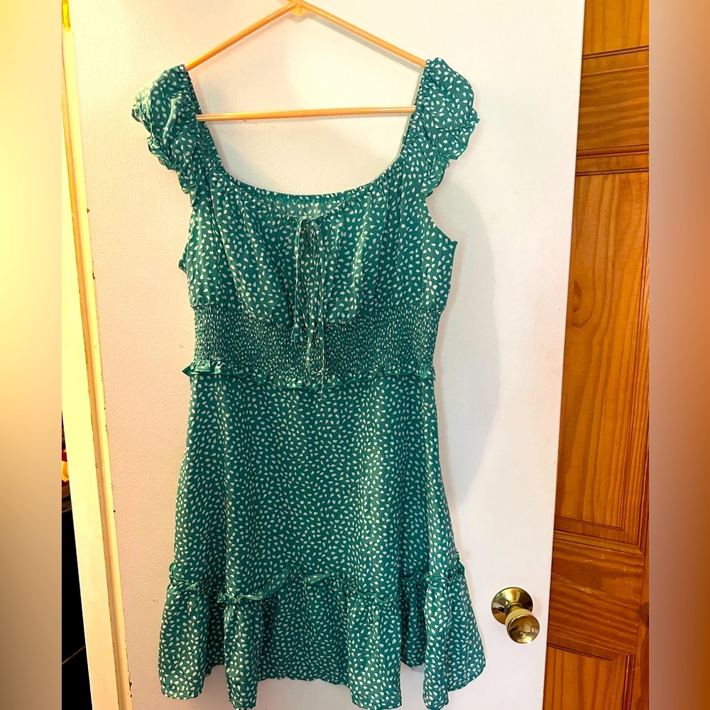 Summer dress- green and white